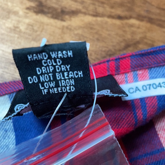 Angie Red Plaid Flannel Blouse NWOT - Picture 8 of 8